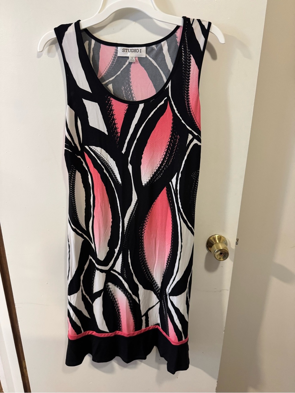 NWT Studio I Women’s Sleeveless Abstract Print Dress Size 8 Pink Black White